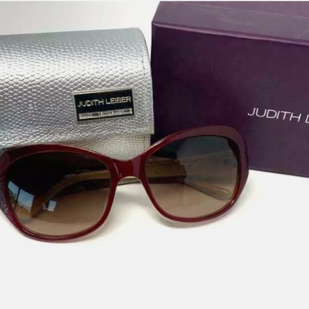 Judith Leiber designer sunglasses. Rose tortoise Flash sale%30